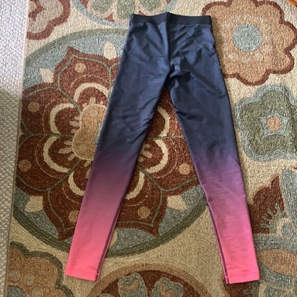 EUC NIKE PRO HYPERWARM SMALL OMBRÉ LEGGINGS - Picture 4 of 11